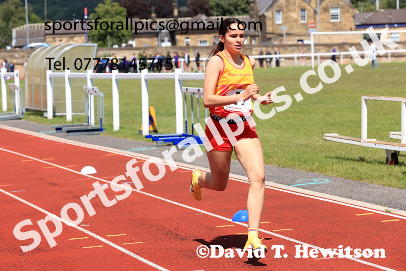 Middle Distance, 2026 Northern Schools Inter Counties, Wentworth, Hexham. Photo: David T. Hewitson/Sports for All Pics